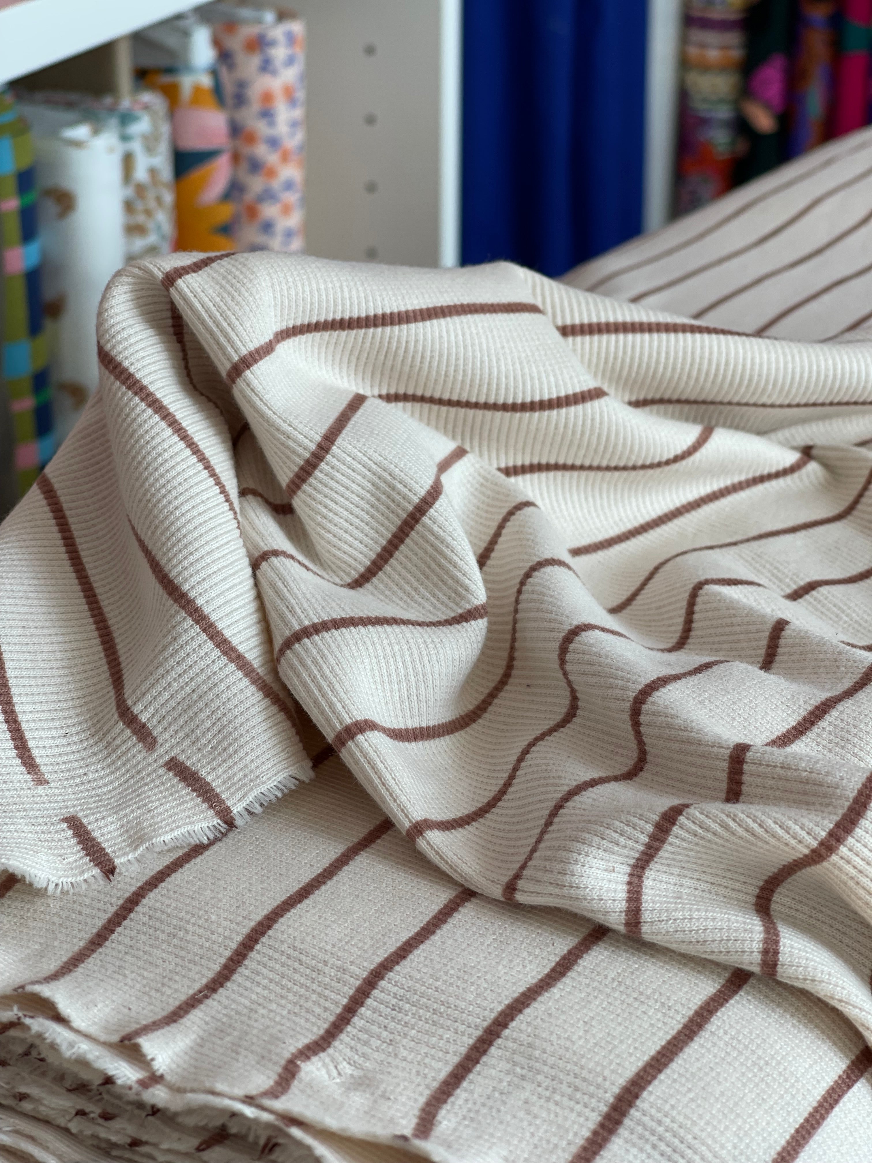 Strepen Gebroken Wit Camel - Rib Jersey – The Final Stitch
